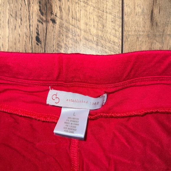 red maxi skirt - Picture 2 of 3